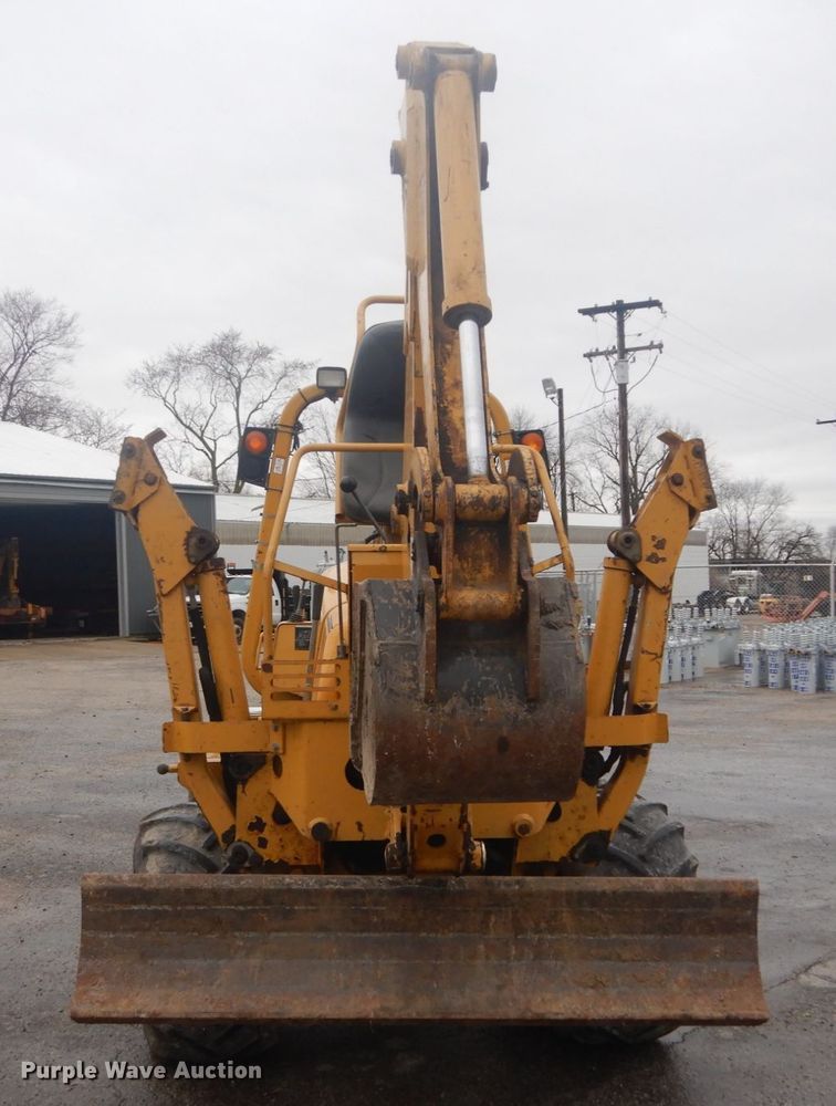 image for item GT9688 2006 Vermeer RT650  trencher