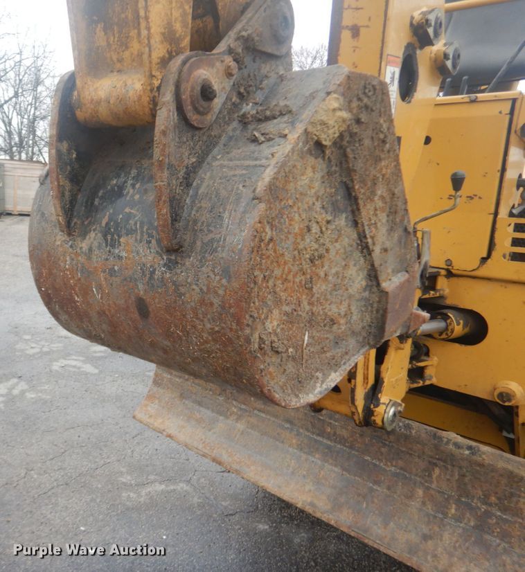 image for item GT9688 2006 Vermeer RT650  trencher