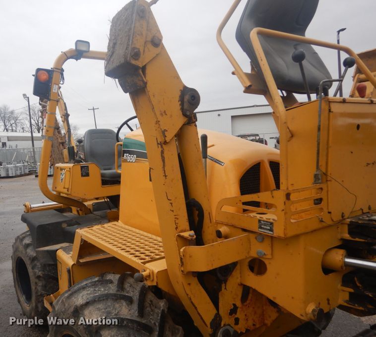 image for item GT9688 2006 Vermeer RT650  trencher
