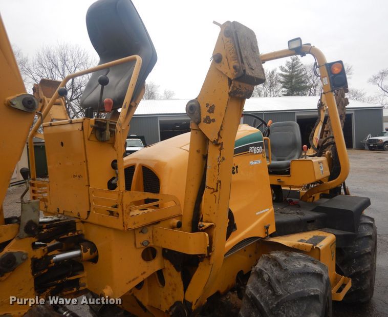 image for item GT9688 2006 Vermeer RT650  trencher