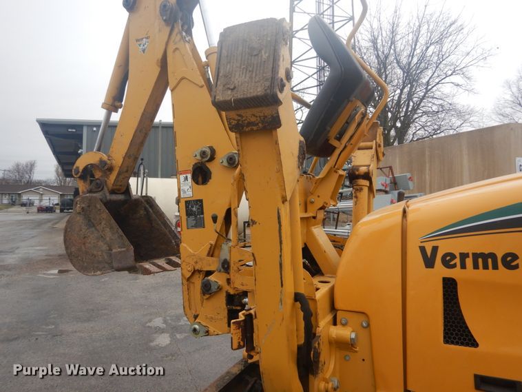image for item GT9688 2006 Vermeer RT650  trencher