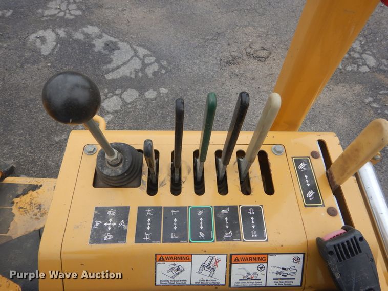 image for item GT9688 2006 Vermeer RT650  trencher