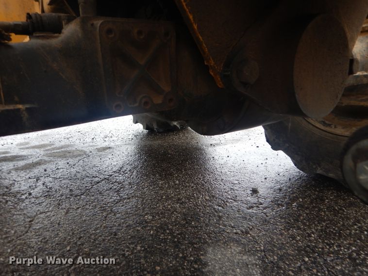 image for item GT9688 2006 Vermeer RT650  trencher