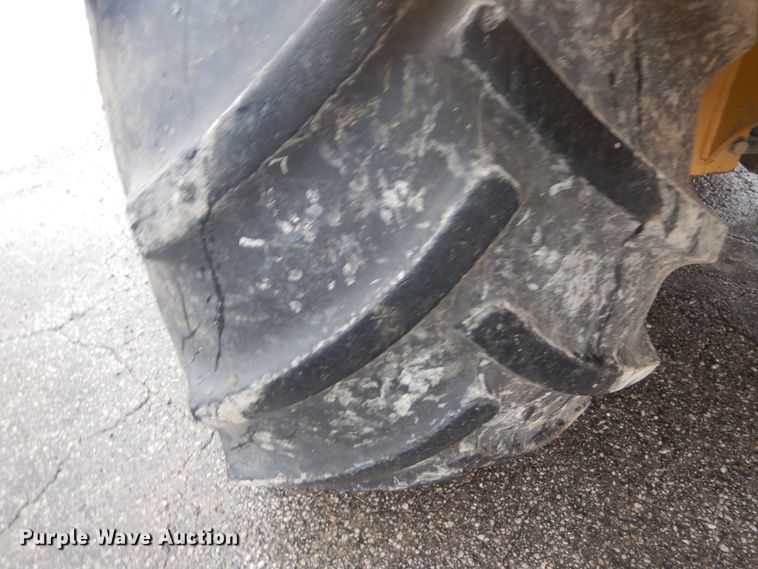 image for item GT9688 2006 Vermeer RT650  trencher