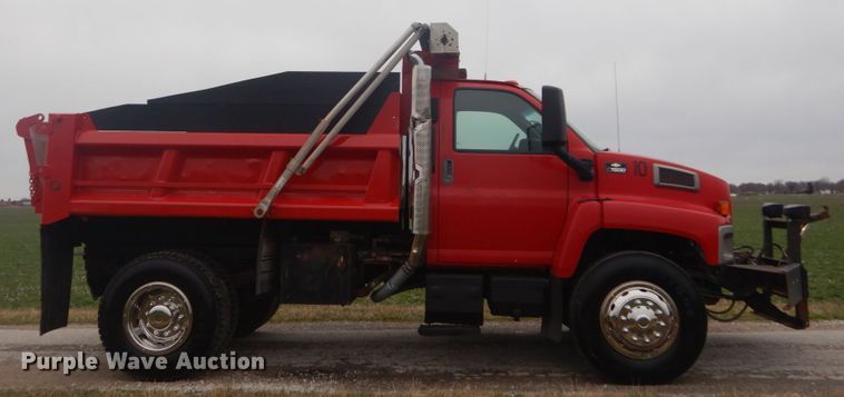 image for item GT9690 2007 Chevrolet C7500  dump truck