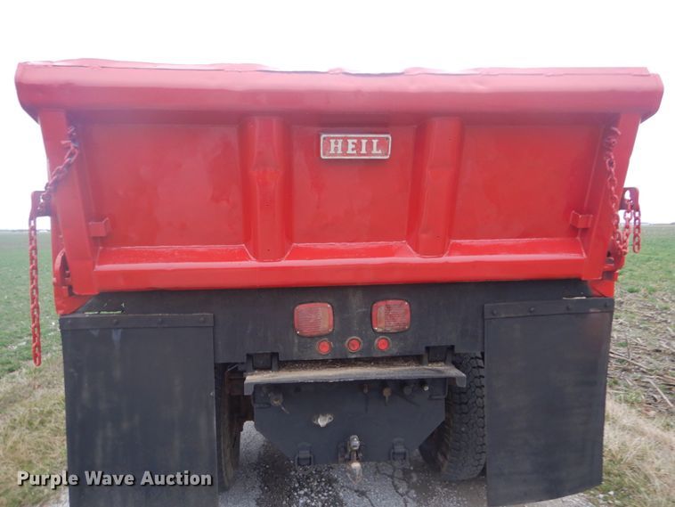 image for item GT9690 2007 Chevrolet C7500  dump truck