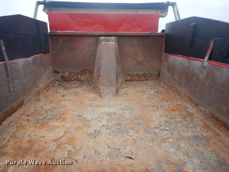 image for item GT9690 2007 Chevrolet C7500  dump truck