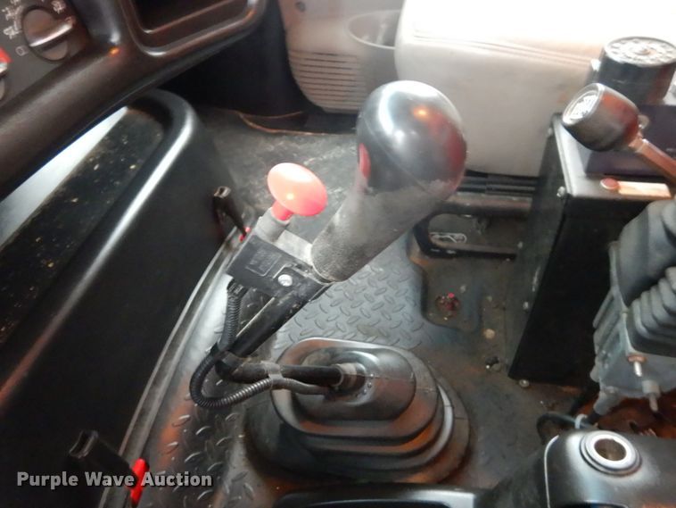 image for item GT9690 2007 Chevrolet C7500  dump truck