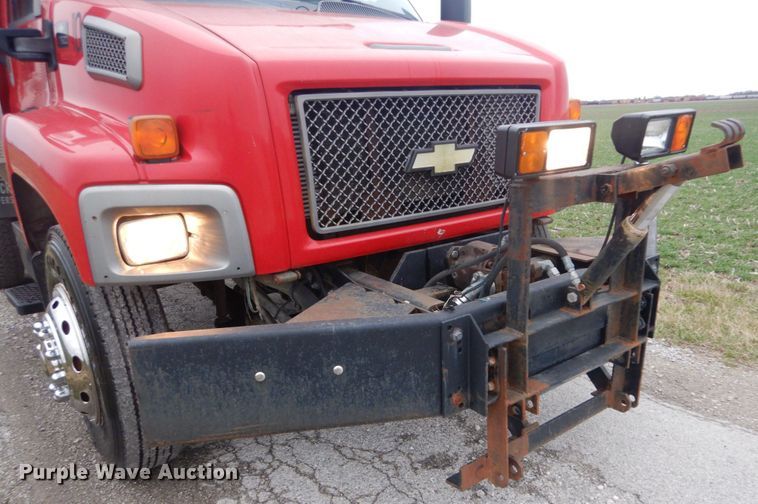 image for item GT9690 2007 Chevrolet C7500  dump truck