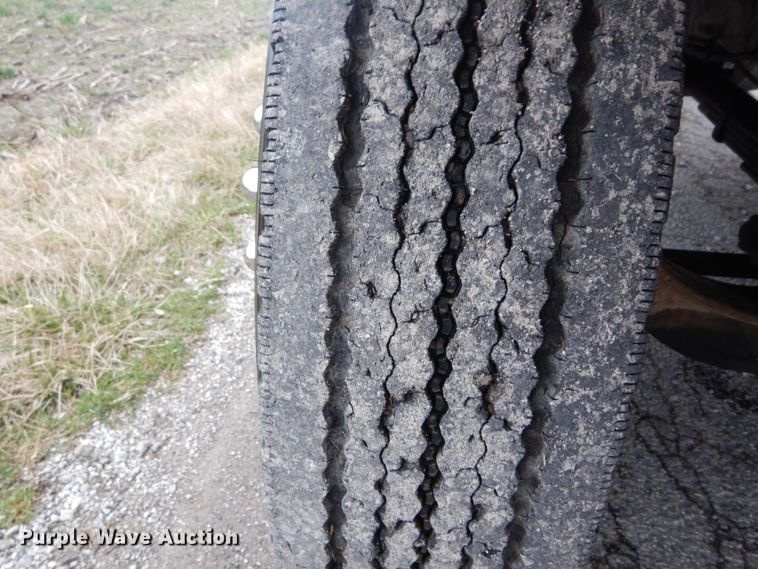 image for item GT9690 2007 Chevrolet C7500  dump truck