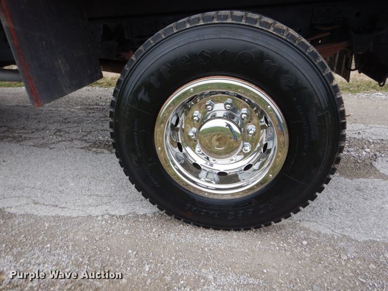 image for item GT9690 2007 Chevrolet C7500  dump truck