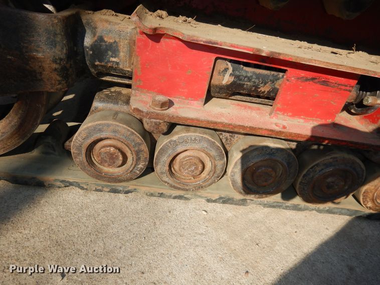 image for item HD9716 2008 Toro TX427  compact utility loader