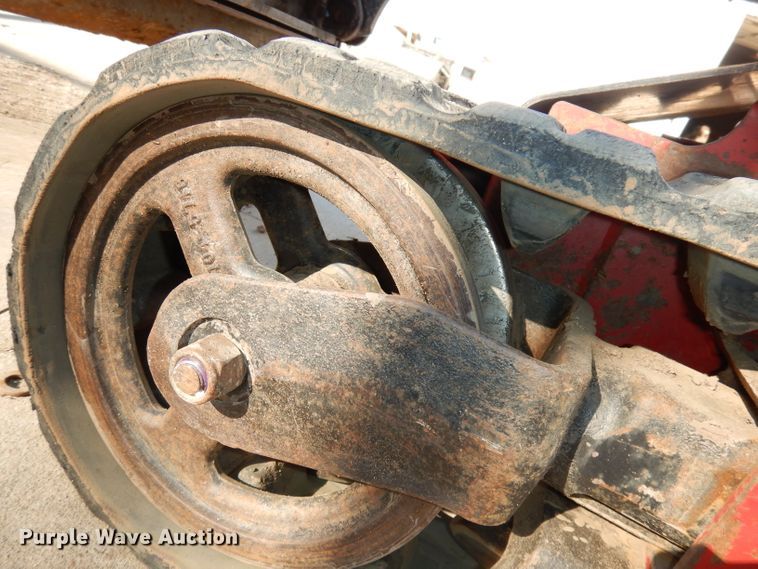 image for item HD9716 2008 Toro TX427  compact utility loader