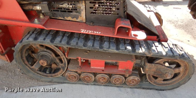 image for item HD9716 2008 Toro TX427  compact utility loader