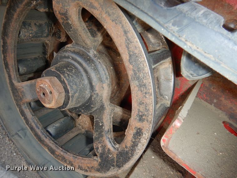 image for item HD9716 2008 Toro TX427  compact utility loader