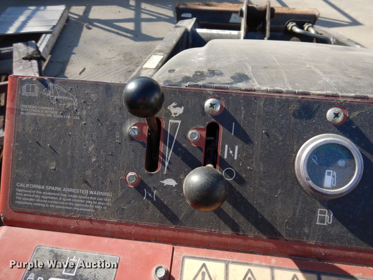 image for item HD9716 2008 Toro TX427  compact utility loader