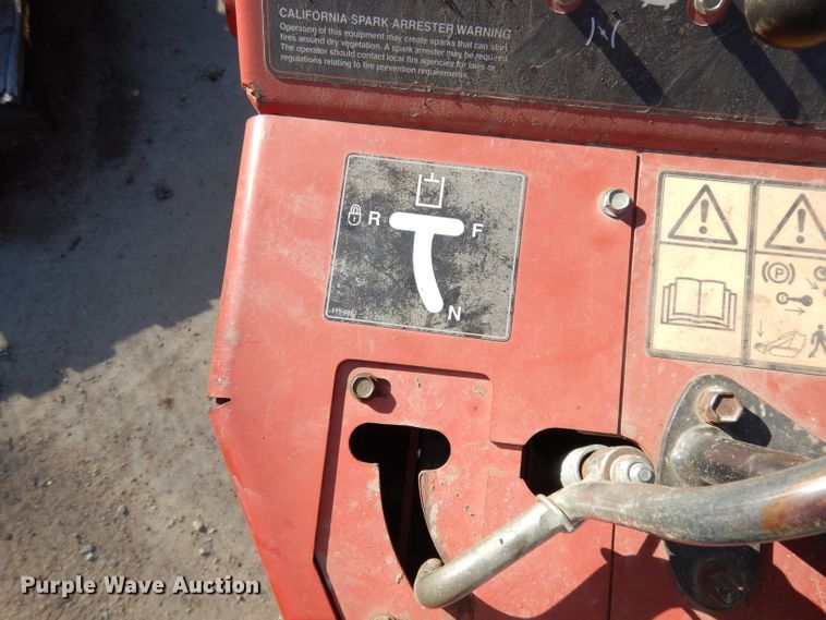 image for item HD9716 2008 Toro TX427  compact utility loader