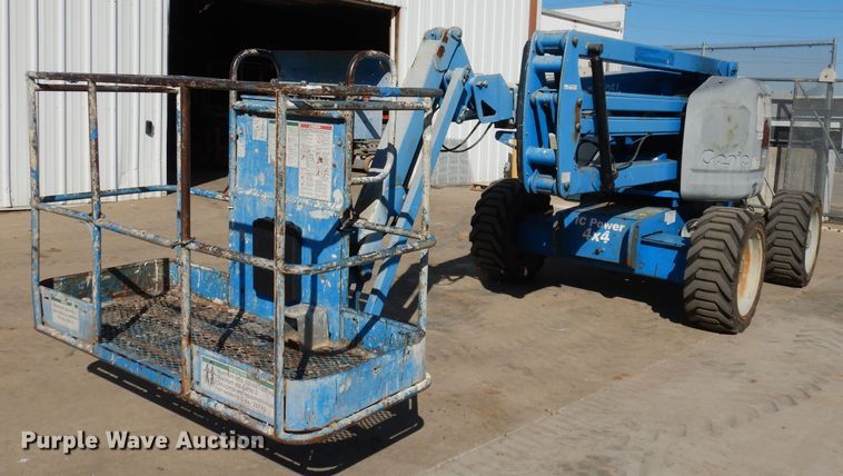 image for item HD9718 2005 Genie Z-45/25  boom lift