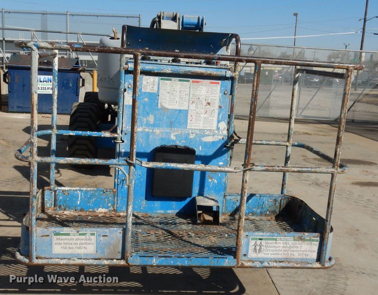 image for item HD9718 2005 Genie Z-45/25  boom lift