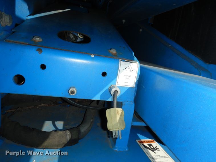 image for item HD9718 2005 Genie Z-45/25  boom lift