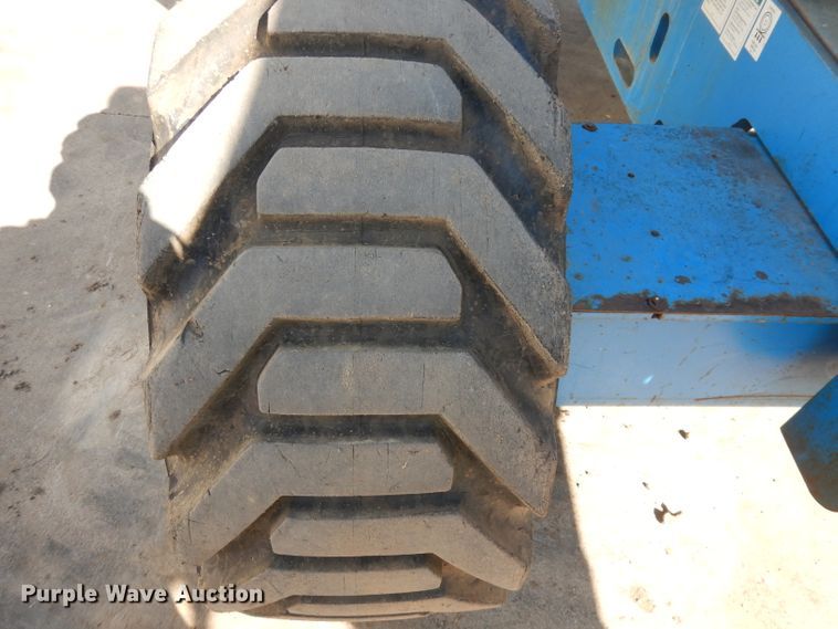 image for item HD9718 2005 Genie Z-45/25  boom lift