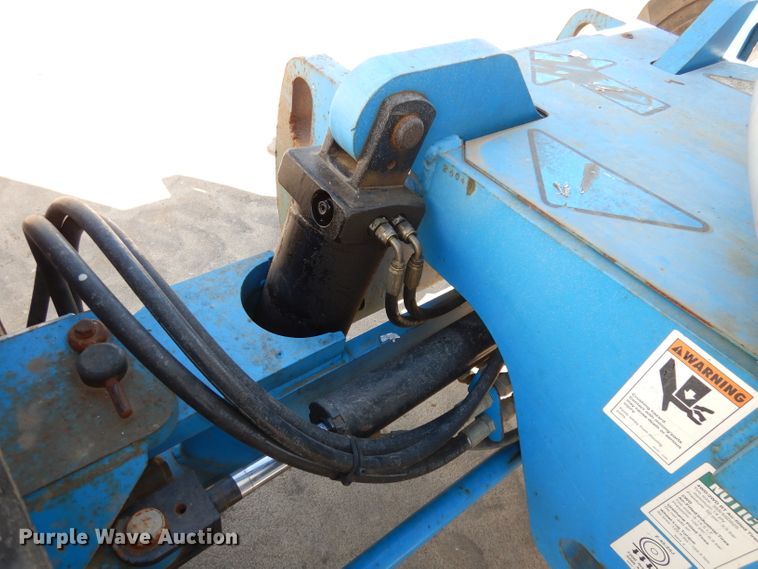 image for item HD9718 2005 Genie Z-45/25  boom lift