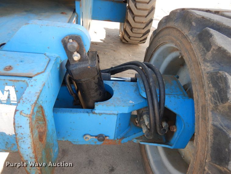image for item HD9718 2005 Genie Z-45/25  boom lift