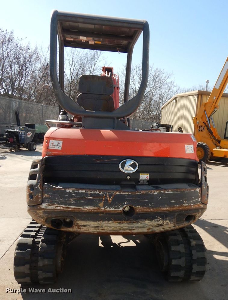 image for item HD9719 2012 Kubota KX121-3ST  mini excavator