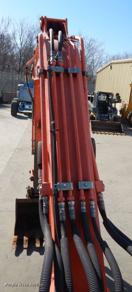 image for item HD9719 2012 Kubota KX121-3ST  mini excavator