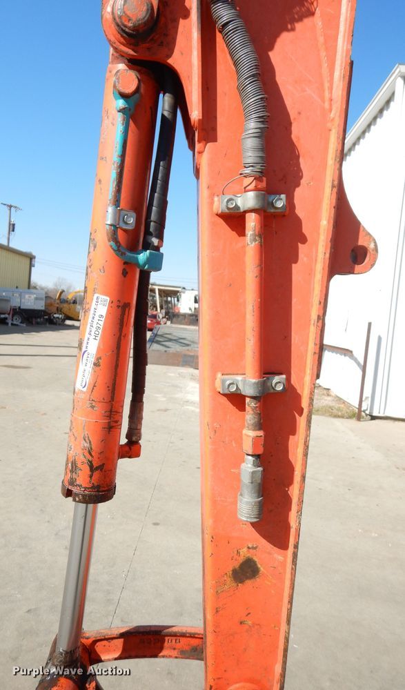 image for item HD9719 2012 Kubota KX121-3ST  mini excavator