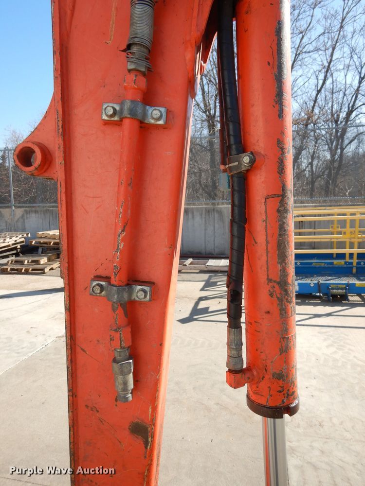 image for item HD9719 2012 Kubota KX121-3ST  mini excavator