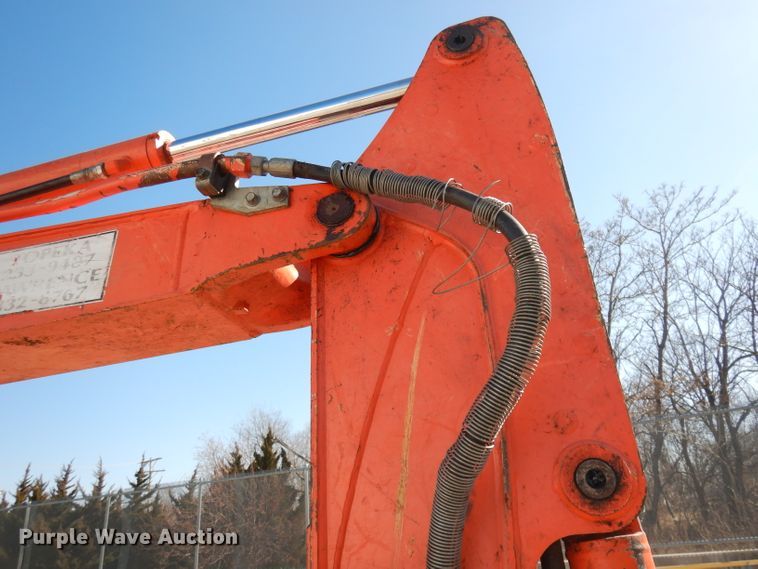 image for item HD9719 2012 Kubota KX121-3ST  mini excavator