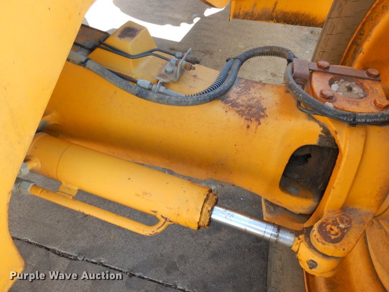 image for item HD9720 2004 JCB 506CHL  telehandler