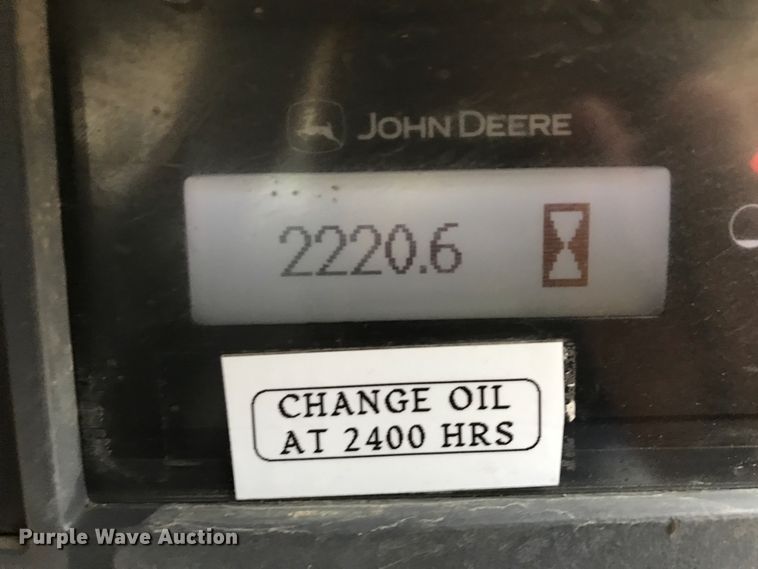 image for item HD9721 2013 John Deere 318D  skid steer loader