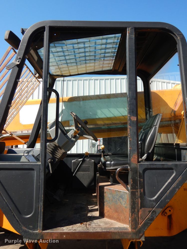image for item HD9723 2004 JCB 506CHL  telehandler