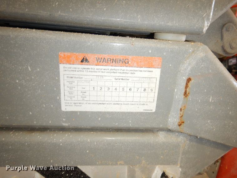 image for item HD9724 2006 Skyjack SJIII 3226  scissor lift