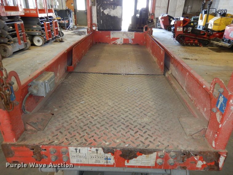 image for item HD9726 2008 Skyjack SJIII-3219  scissor lift