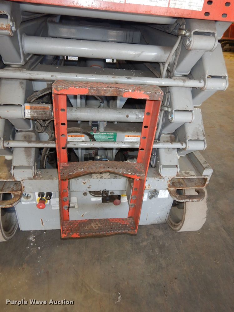 image for item HD9728 2008 Skyjack SJ4632  scissor lift