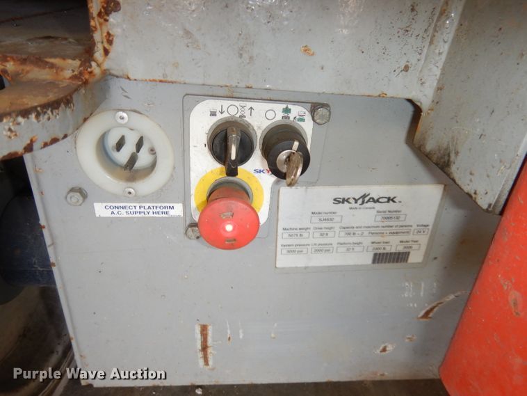 image for item HD9728 2008 Skyjack SJ4632  scissor lift