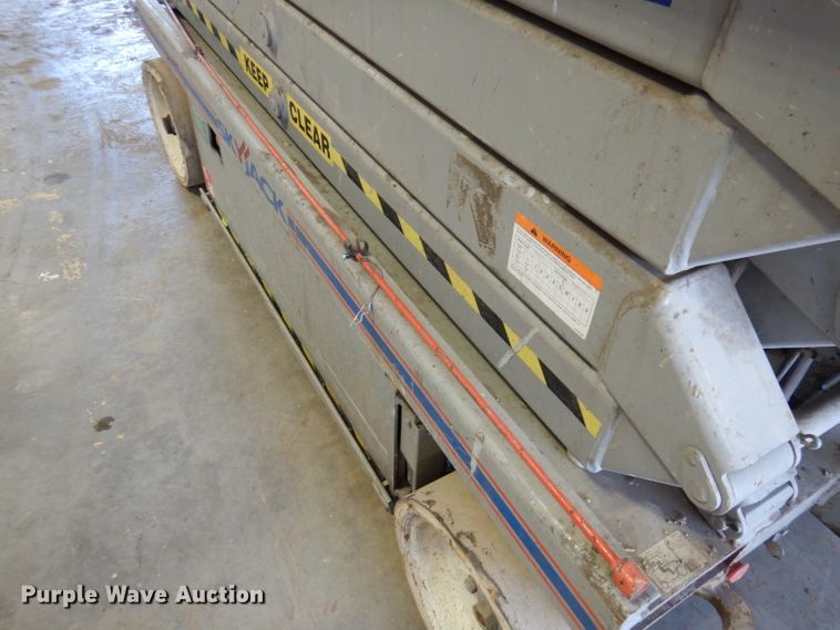 image for item HD9728 2008 Skyjack SJ4632  scissor lift