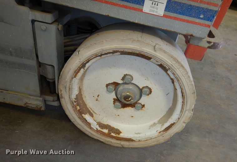 image for item HD9729 2008 Skyjack SJ4626  scissor lift