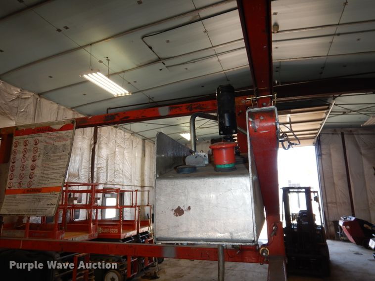 image for item HD9730 2008 Skyjack SJ4632  scissor lift