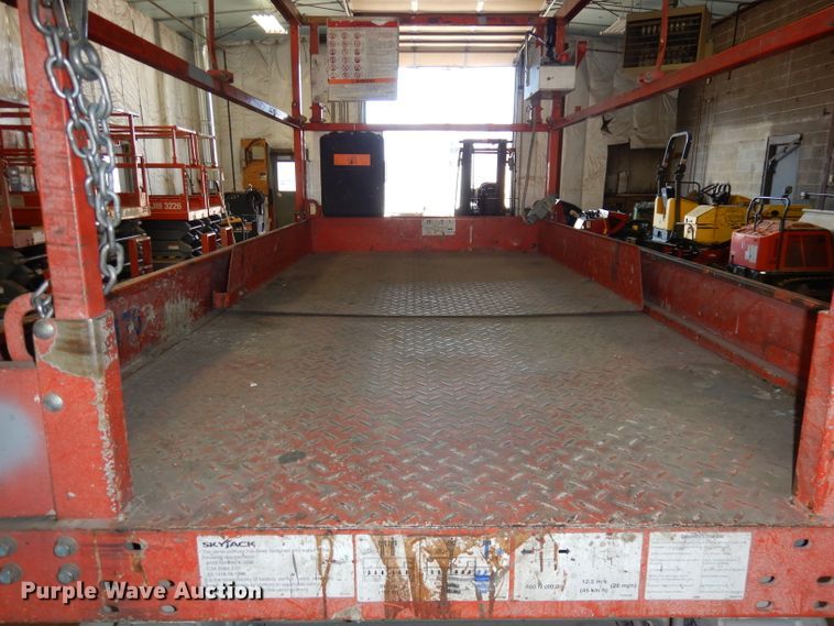 image for item HD9730 2008 Skyjack SJ4632  scissor lift