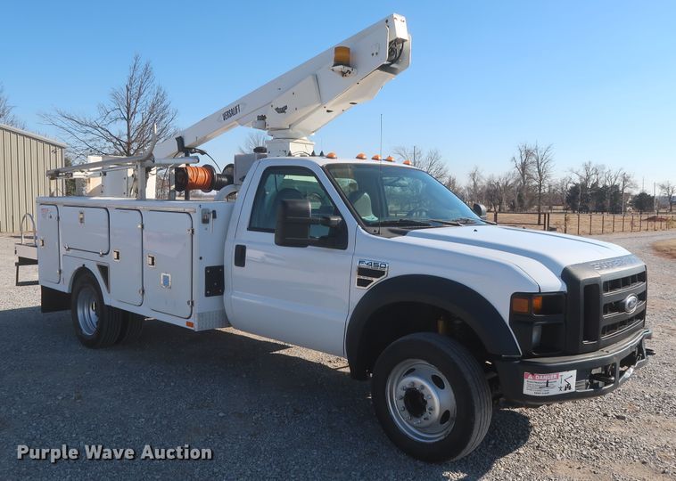 image for item HK9693 2008 Ford F450 Super Duty XL  bucket truck
