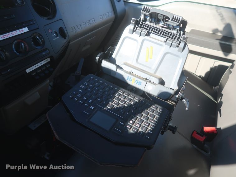 image for item HK9693 2008 Ford F450 Super Duty XL  bucket truck