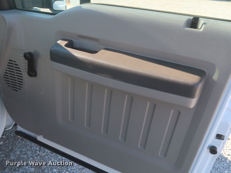 image for item HK9693 2008 Ford F450 Super Duty XL  bucket truck