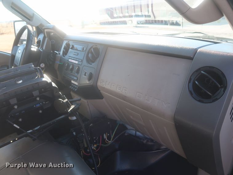 image for item HK9693 2008 Ford F450 Super Duty XL  bucket truck