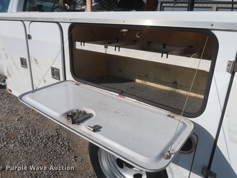 image for item HK9693 2008 Ford F450 Super Duty XL  bucket truck