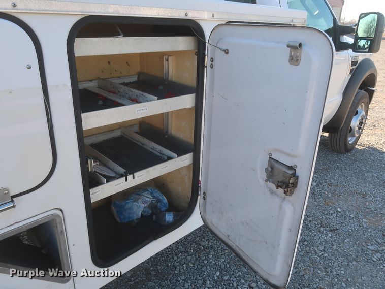 image for item HK9693 2008 Ford F450 Super Duty XL  bucket truck