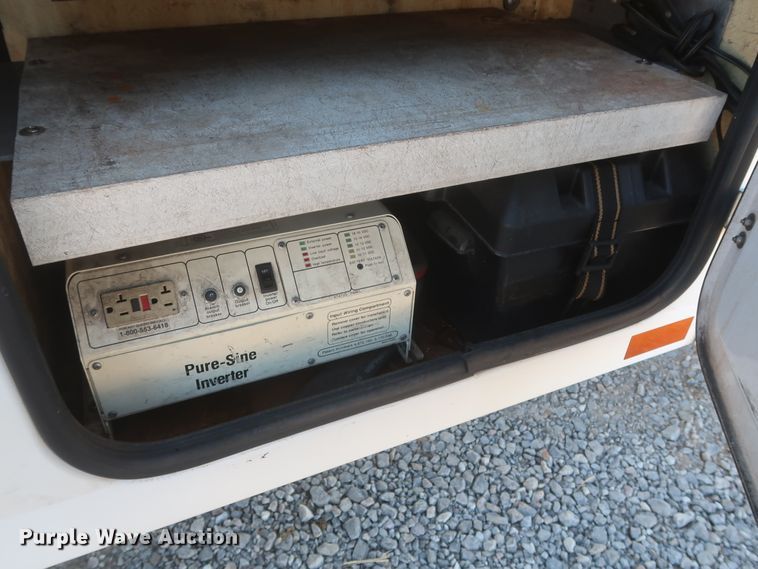 image for item HK9693 2008 Ford F450 Super Duty XL  bucket truck